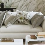 Perna Decorativa – Carrara Fiore Platinum Cushion – Designers Guild