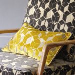 Perna Decorativa – Fitzrovia Ochre Cushion – Designers Guild