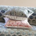 Perna Decorativa – Manipur Coral Cushion – Designers Guild