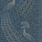 Tapet-Cole_and_Son-Pearwood-Pavo-Parade-Metallic-Silver-on-Denim-1