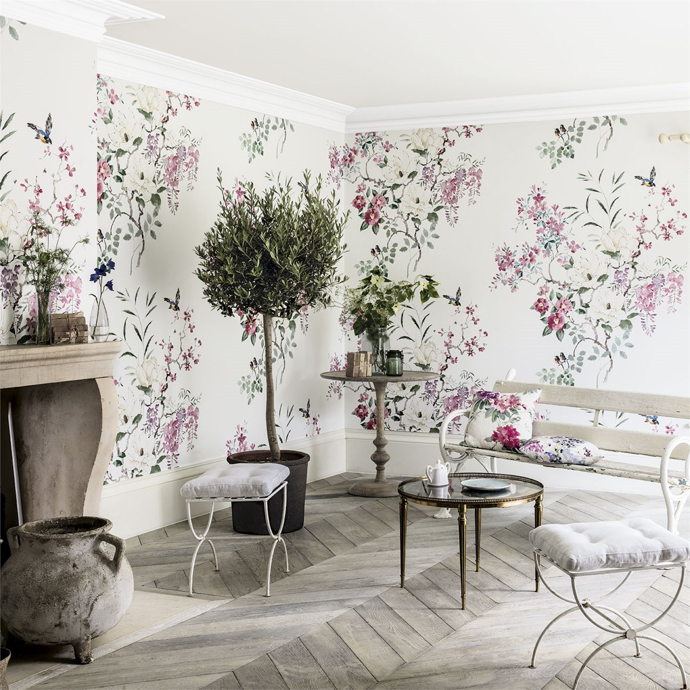 Tapet - Sanderson Waterperry Wallpaper Magnolia & Blossom Panel A Blossom/Leaf
